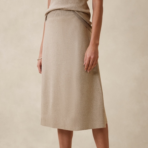 Banana Republic Tan Ribbed Tank Top - Picture 12 of 12